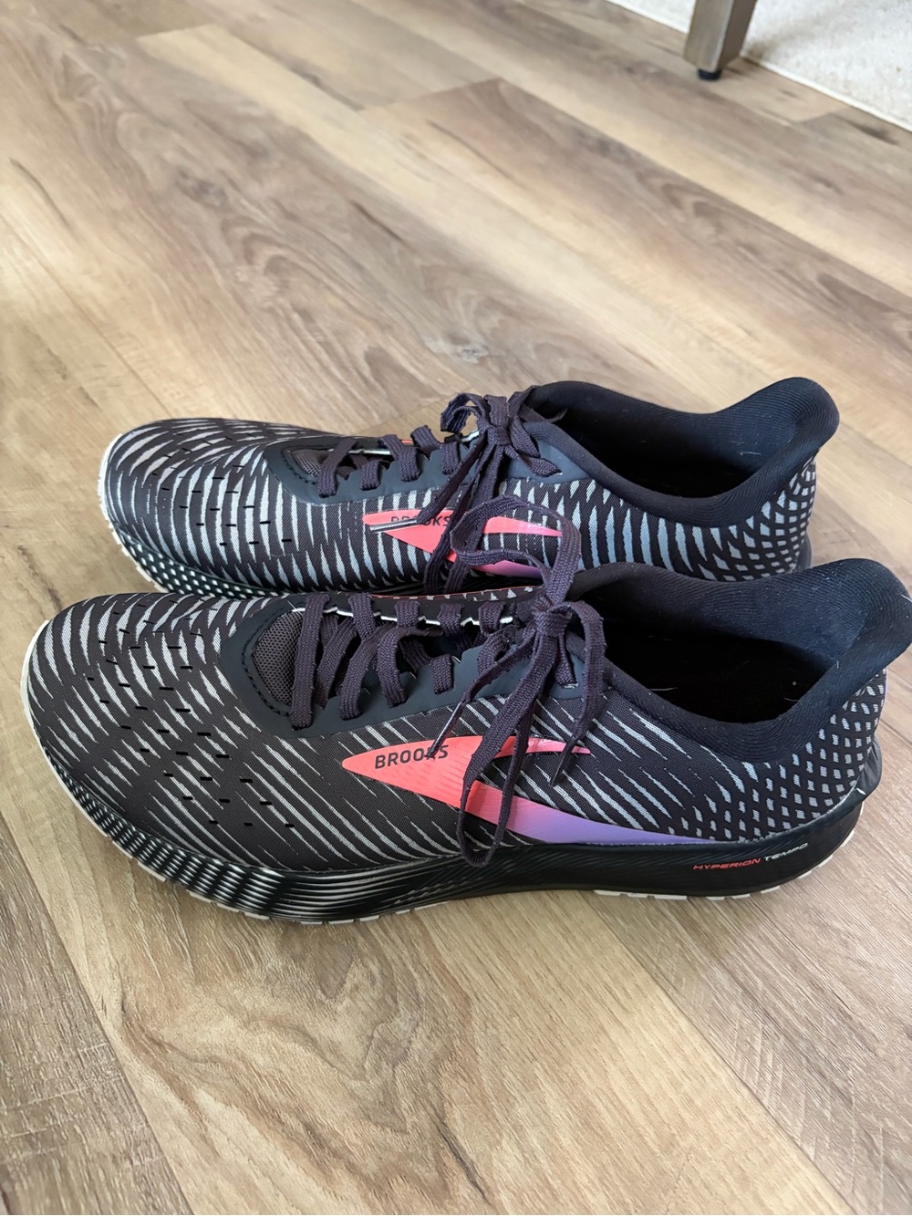 Brooks Hyperion Tempo Women’s Size 10 Black Coral Purple Running Shoes